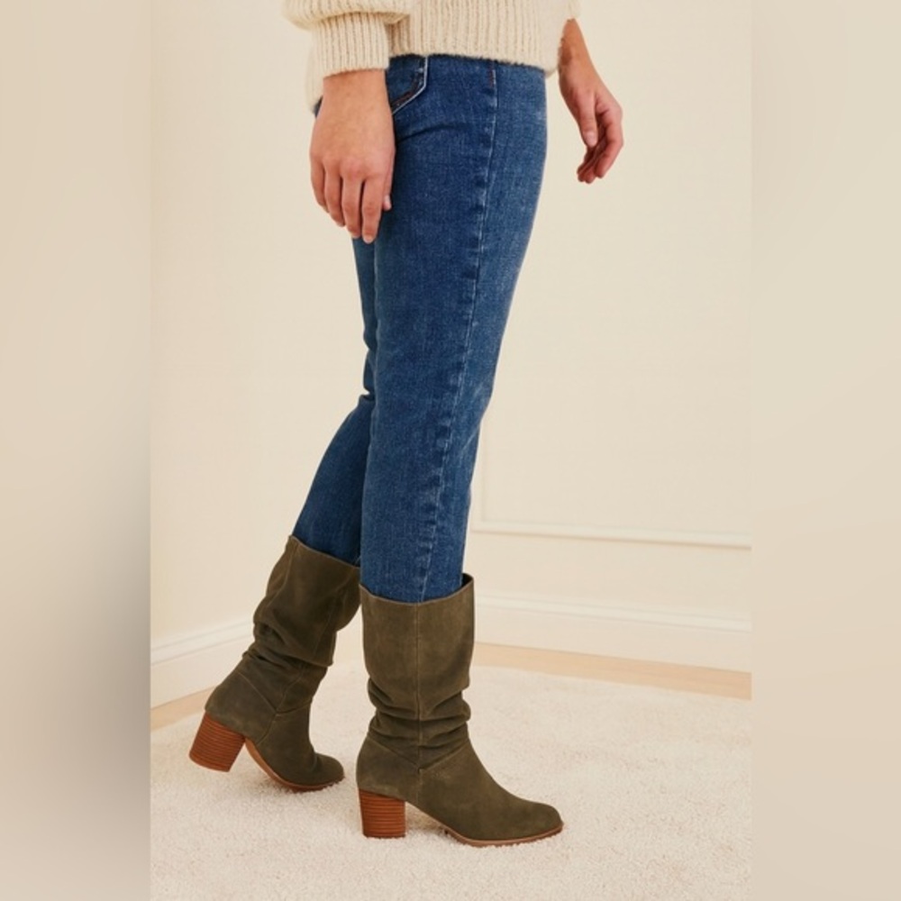 Violet & Red Leather Slouch Boots | Olive Suede | Size 8 | Never Worn